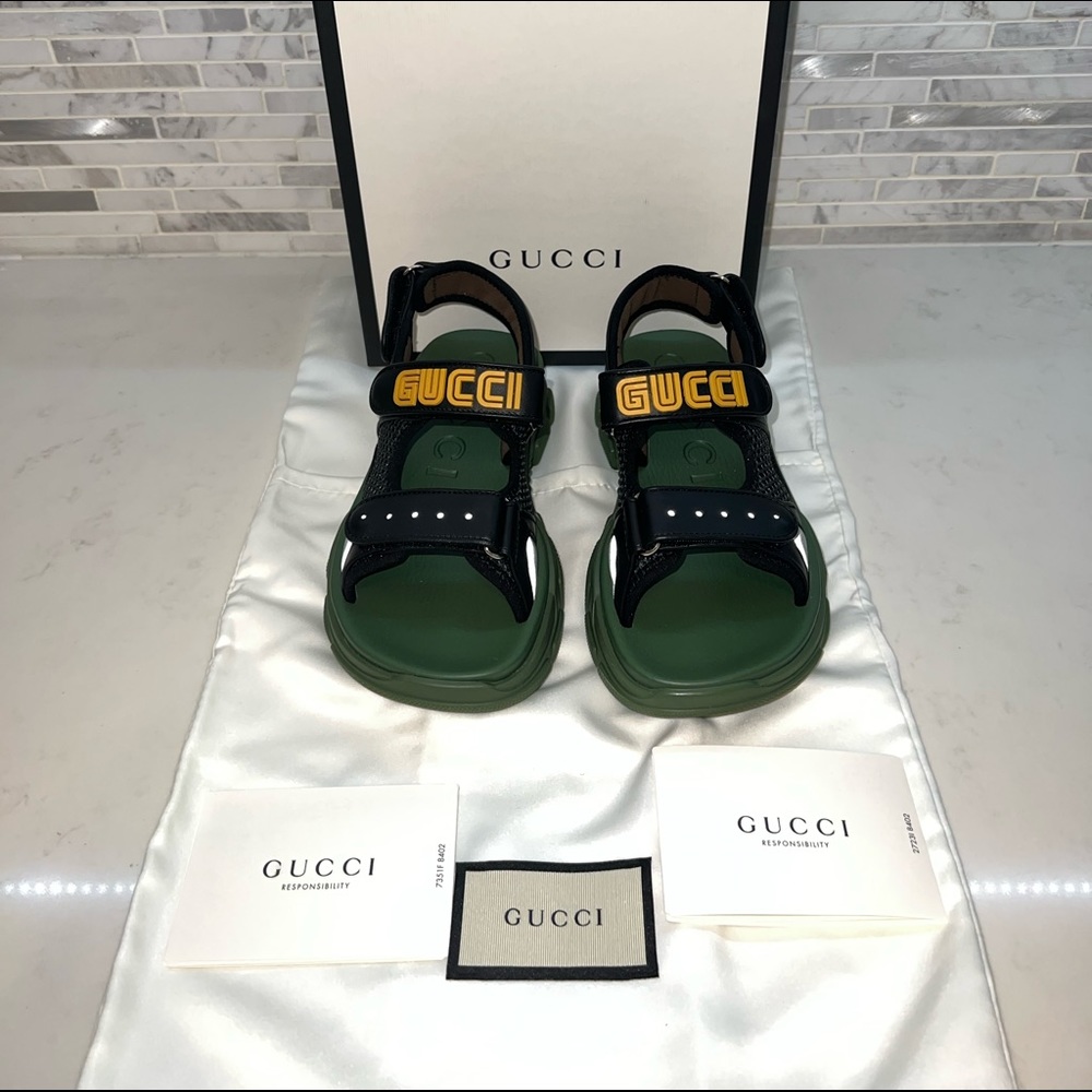 GUCCi kids Aguru Trek brand-embellished leather sandals 5-8 years 33 - Picture 1 of 7
